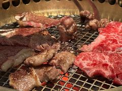 -铭牛烧肉·和牛海鲜自助(高新月牙湖店)