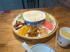 -怪噜范·贵阳小吃大排档(云上方舟店)