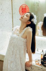 -艾米丽婚纱礼服