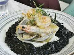 香煎海鲜芝士墨鱼汁面-拾挚扒房(招商花园城店)