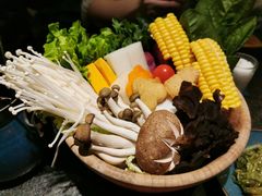 时蔬湊湊-湊湊火锅·茶憩(打浦桥日月光店)