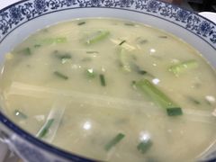 -老季市·三代非遗传承·地标美食老汁鸡(工农路店)