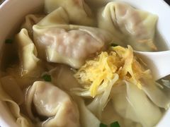 -笑来喜馄饨小笼工坊店(湖滨街店)