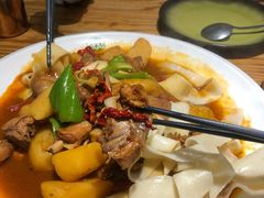 沙湾大盘鸡-塔哈尔·新疆盛宴(城西银泰店)