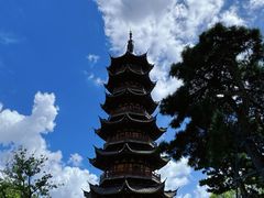 -龙华寺