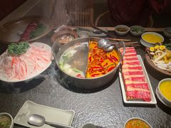 -三出山火锅(南京万象天地店)