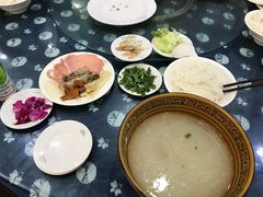 -桥香园云南过桥米线(金马碧鸡店)