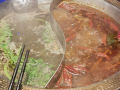 -廖掌柜·重庆鲜货火锅(上海首店)