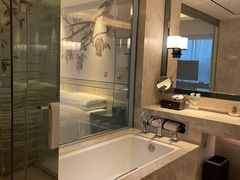 -上海宝华万豪酒店