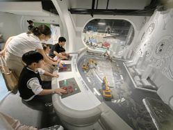 -MINI MARS KIDS CLUB亲子家庭中心(长宁天山店)