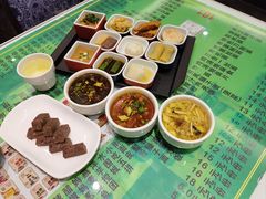 -令氏家外家周礼食府(桥南店)