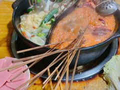 -灌县老妈砂锅串串香(万科红生活广场店)