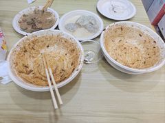 -黑八私房老北京炸酱面