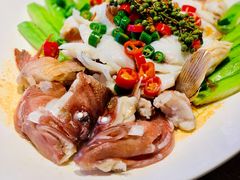 鲜花椒蒸东星斑-猪肉婆·德景轩
