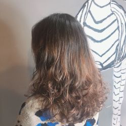 -茶发Salon·烫发染发理发