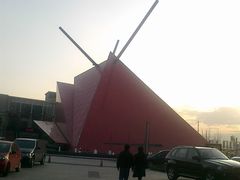 -奥特莱斯停车场