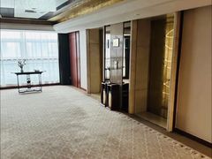 -天鹅湖大酒店