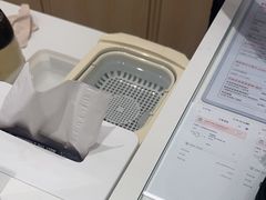 -JINS(上海环球金融中心店)