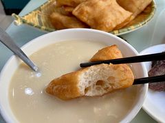 包尔萨克-伊宁伊香酥油奶茶馆