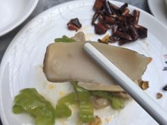 -蔼若春.传承三十年云南菜(金碧公园店)