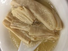 泉水炖腐竹-围龙屋客家食府(福田店)
