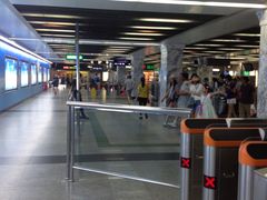 站内环境-烈士陵园(地铁站)