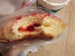 樱桃风味奶酪面包-85度C(上海奉贤苏宁生活广场二店)