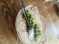 -蜜桃餐厅·伴山(湖滨商业街店)