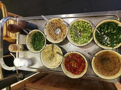 -拈签一笑黄牛肉辣卤串串