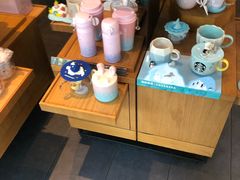 零售区-星巴克(洛阳中州万达广场店)
