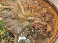 -花溪牛肉粉(八鸽岩店)