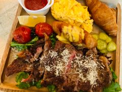 -玲婧胡同·生日蛋糕·餐厅(嘉里城店)