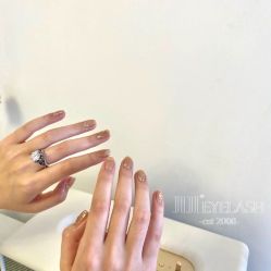 -吉吉靓甲美睫