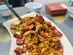 脆椒辣鱿鱼-兴国苑酒店