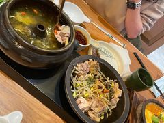 云南经典汽锅鸡-云海肴·汽锅鸡·云南代表菜(东坝金隅店)