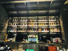 -星河吉酒店-BOND大堂吧·咖啡·简餐