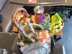 -捞王锅物料理(上海世茂广场店)