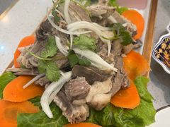 -品疆山新疆特色主题餐厅