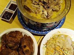 -关东小磨东北菜(上海长风大悦城店)