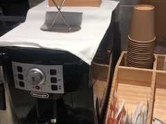 -杭州西湖湖滨银泰亚朵酒店