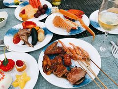-亚龙湾希尔顿自助餐厅·海鲜·烧烤·沙滩BBQ·现场乐队