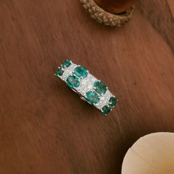 -威德钻石-克拉钻大本营(南京东路店)