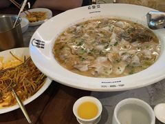 -渔语鱼新川菜Bistro(万象天地店)