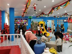 -美吉姆国际儿童发展中心(红谷滩绿地缤纷城中心)