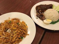-小槟城美食馆