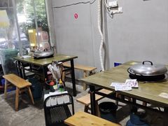 -黄潇洒老火锅(九眼桥宏济巷店)