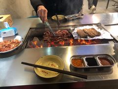 -马路牙子烧烤音乐酒馆(望京店)