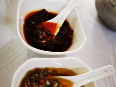 -鲁朗纳麦石锅鸡庄园