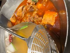 -左庭右院鲜牛肉火锅(金山万达店)