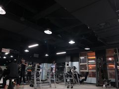 -CXFIT 陈徐健身工作室(凯旋店)